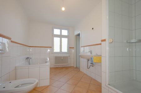 Elegante Dachgeschosswohnung im sanierten Altbau – ruhig und zentral in Wuppertal-Uellendahl-Ost - Photo 5