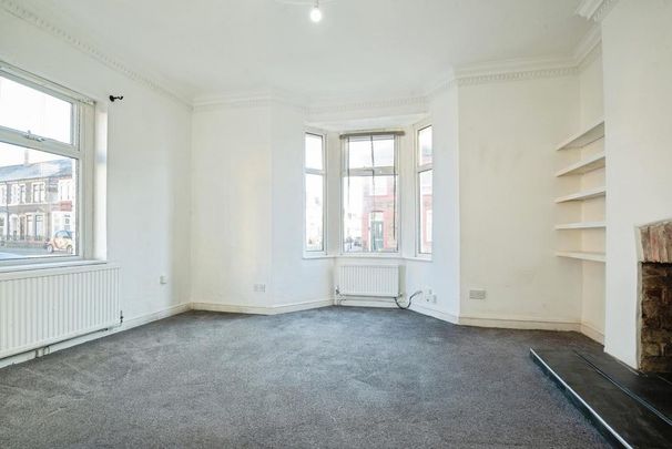 3 bedroom terraced house to rent - Photo 1