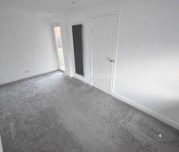 Mays Close, Reading, RG6 - Photo 5