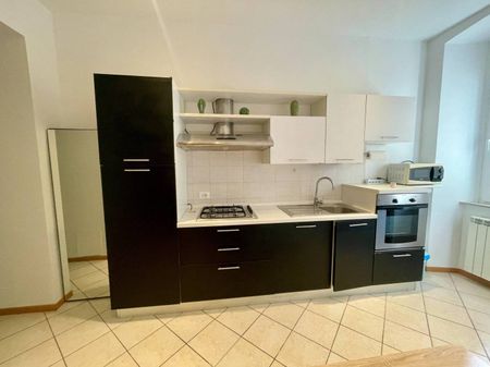 Bilocale via dell'Industria 5, San Giacomo, Trieste - Photo 3