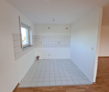 tolle 3- Raumwohnung mit Balkon im Grünen - Foto 1