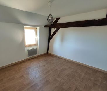 Location Appartement 4 pièces 75m² POITIERS 86000 - Photo 3