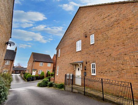 Garwood Crescent, Grange Farm, Milton Keynes, MK8 - Photo 3