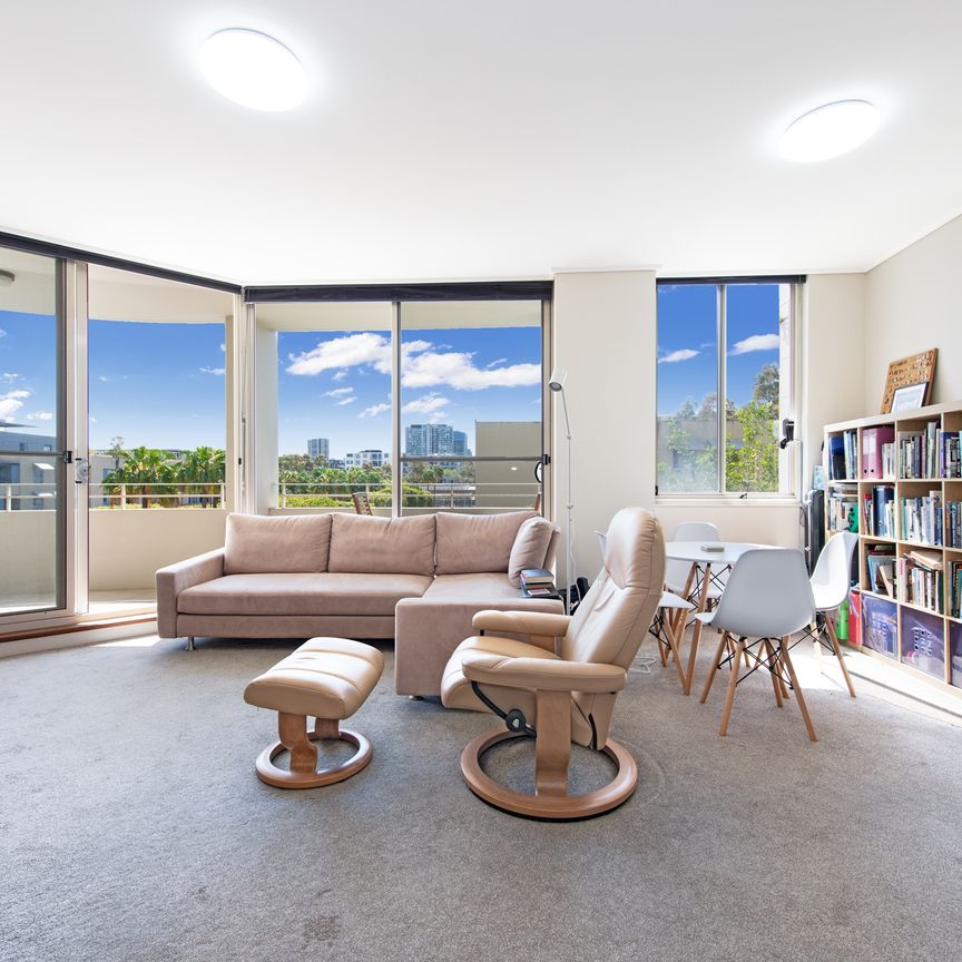 311/2 The Piazza, 2127, Wentworth Point Nsw - Photo 1
