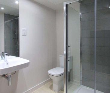 Dixie, Cardiff Bay, CF10 - Photo 6