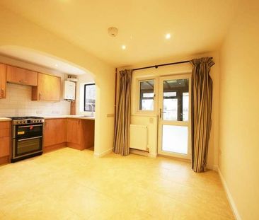 Smiths Field, Cirencester, GL7 - Photo 5