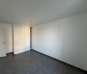 location Appartement T2 DE 43.48m² À PONTAULT COMBAULT - Photo 2