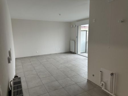 Location Appartement 1 pièce 30m² DIJON 21000 - Photo 2