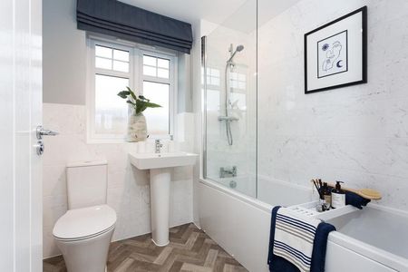 3 bedroom terraced house to rent - Photo 5