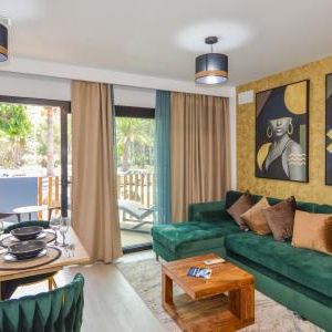 Brand new luxury apartment; 2 bedrooms steps from Arguineguín beach - Photo 1
