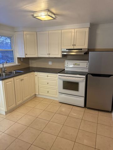 For Lease - 160 Welland Avenue Unit# 2nd Floor, St. Catharines, Ontario - Photo 5