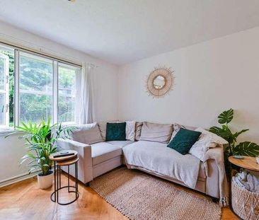 Heddington Grove, Hillmarton Conservation Area, N7 - Photo 3