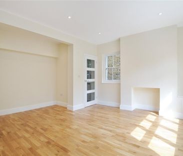 2 bedroom end of terrace house to rent - Photo 3