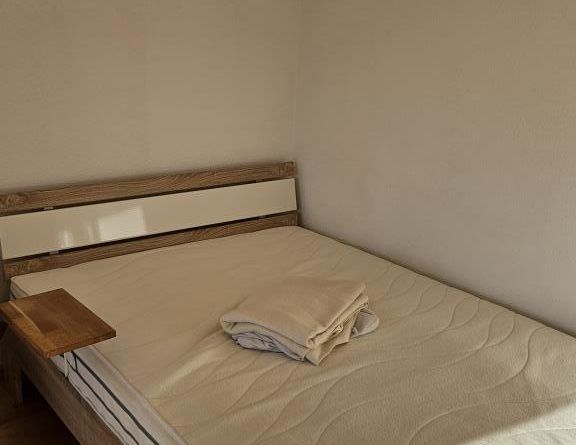 Helle 1-Zimmer-Wohnung ab 01.04.2025 zur Vermietung - Photo 1