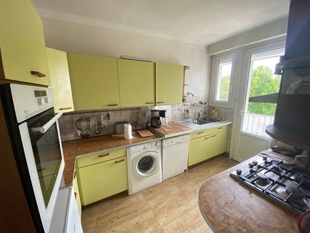 Location Appartement 4 pièces 65m² - Photo 5