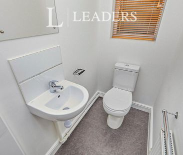 3 bedroom house to rent - Photo 2