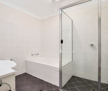 Unit 3/21-23 Cook St, Baulkham Hills NSW 2153 - Townhouse For Rent ... - Photo 4