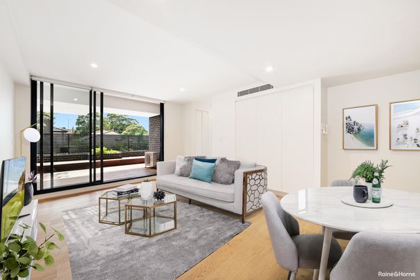 Apartment with 2 bedrooms, 2 bathrooms & parking for 1 car - Photo 1