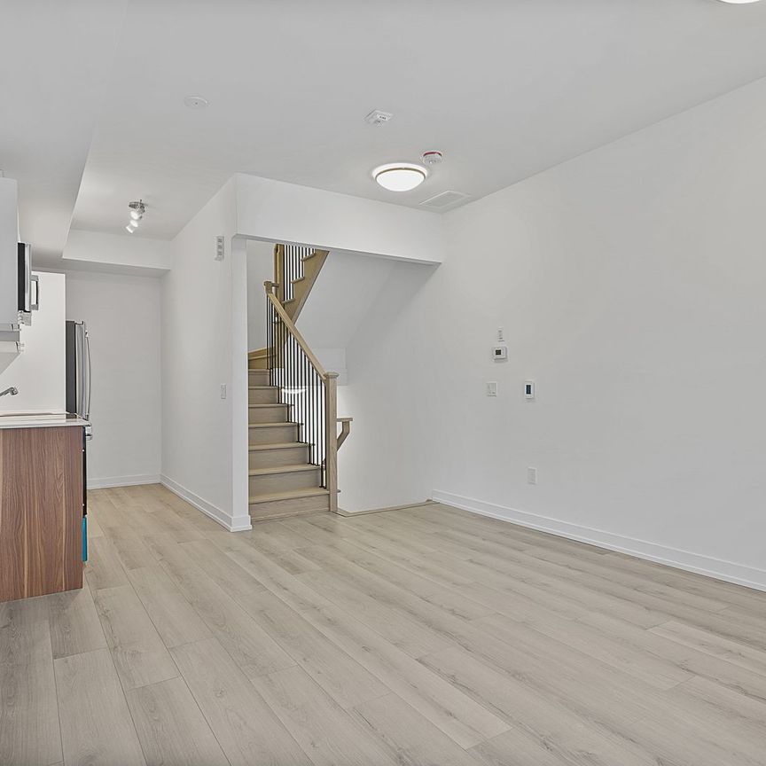 For Lease - 3069 Pharmacy Avenue Unit# 4, Toronto, Ontario - Photo 1