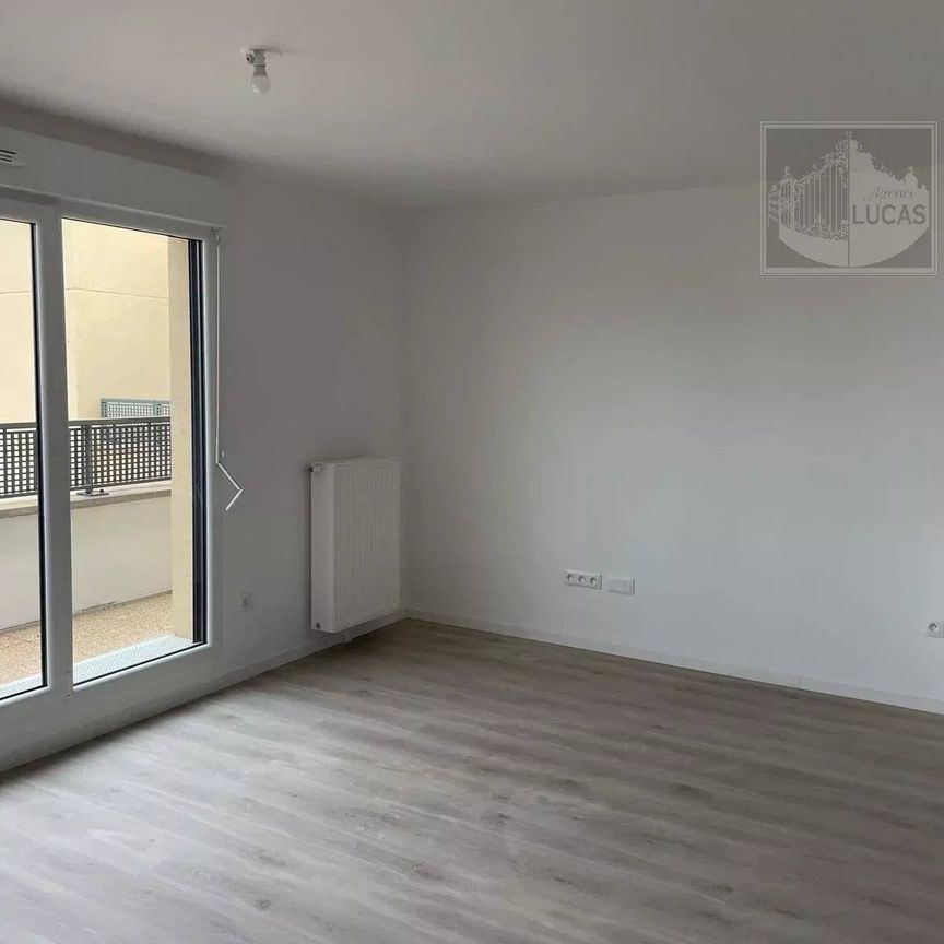 Rental Apartment - Photo 1