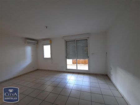 Location Appartement 1 pièce 25m² STE CLOTILDE 97490 - Photo 5