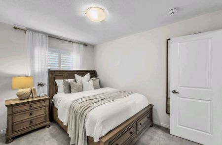 For Lease - 49 Rimrock Crescent, Whitby, Ontario - Photo 5