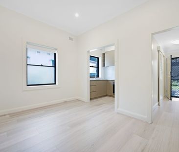 Freshly Renovated 3 Bedroom Home in a Prime Location! - Photo 2