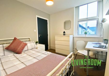 8 bedroom house to rent - Photo 3