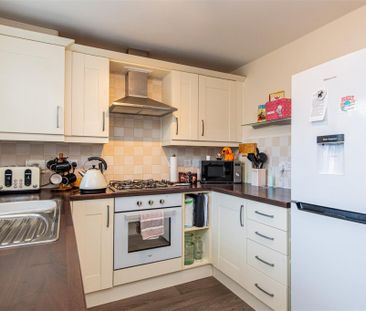 2 bed House To Let - Photo 5