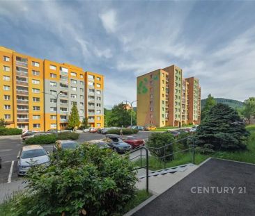 Pronájem bytu 2+1 s balkonem, Kopřivnice, ul. I. Šustaly. - Photo 1