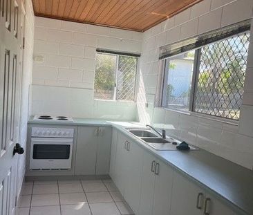 3/38 Park Street PIMLICO QLD 4812 - Photo 6