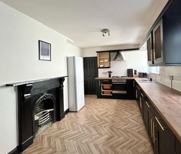 1 bedroom in a house share to rent - Photo 6