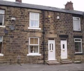2 bedroom terraced house to rent - Photo 1