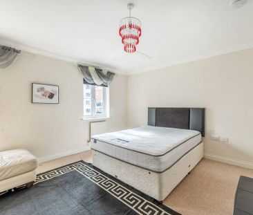 Studio to rent - Photo 6