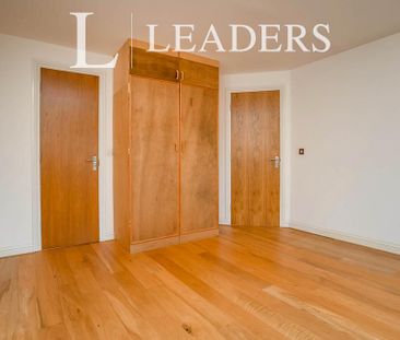 4 bedroom detached house to rent - Photo 5