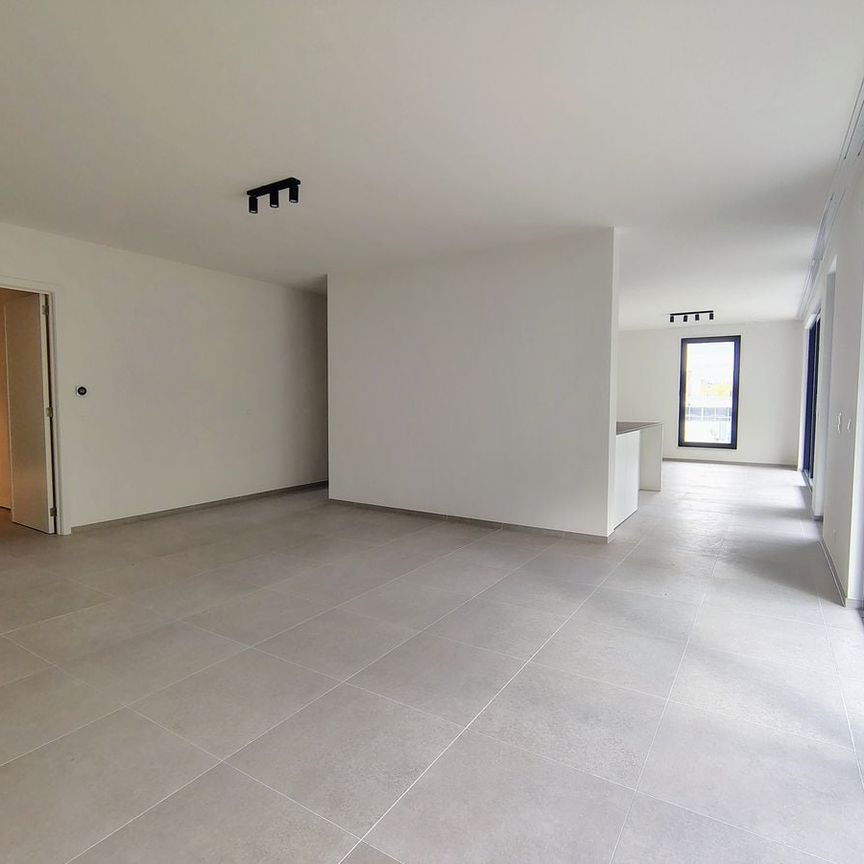 In optie - Appartement te huur in Schaarbeek met 4 slaapkamers - Foto 1