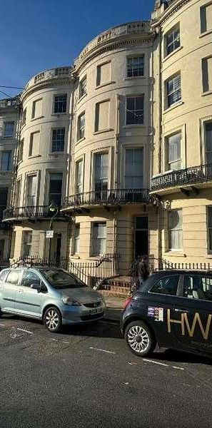 Brunswick Place, Hove, BN3 - Photo 1