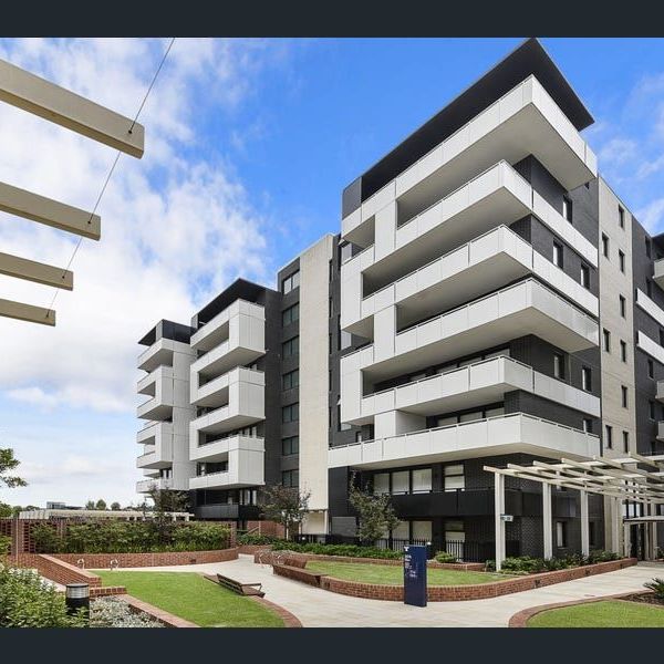 Modern 1 Bedroom Unit in the heart of Penrith - Photo 1