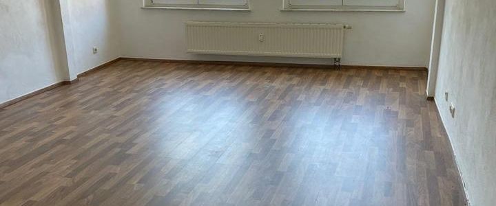 Renovierte 3 Zimmer Maisonette Wohnung zum 01.11. bezugsfrei / Sangerhausen - Photo 1