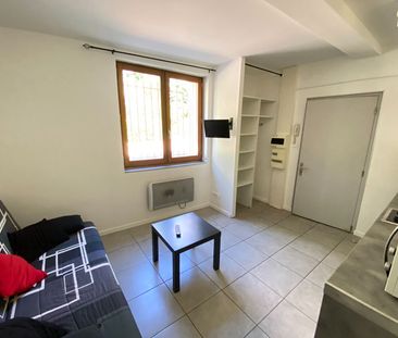 Location appartement 1 pièce, 15.50m², Castelnaudary - Photo 4