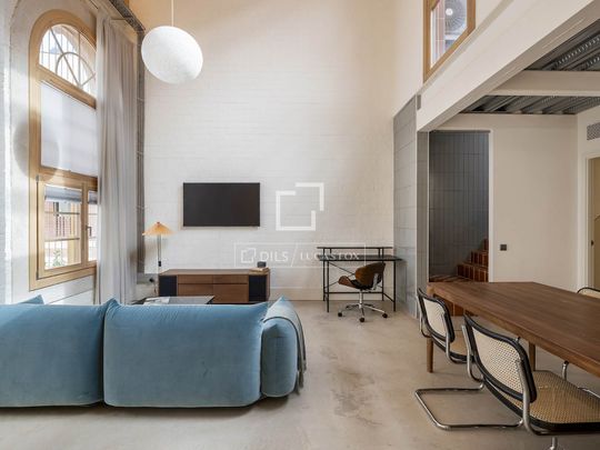 Excellent 2 Bedroom loft with 15m² terrace for rent in Poblenou, Barcelona - Photo 1