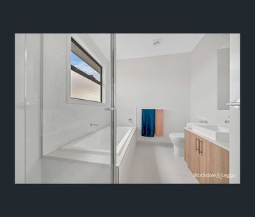 3 42 Wackett Street, Laverton, Vic 3028 - Photo 1