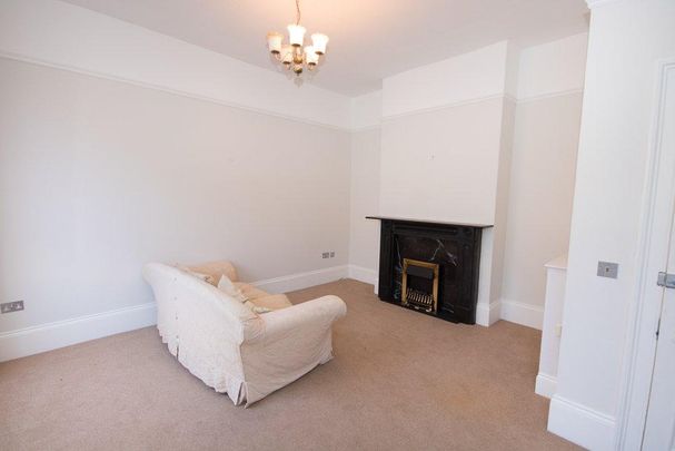 4 bedroom house to rent - Photo 1