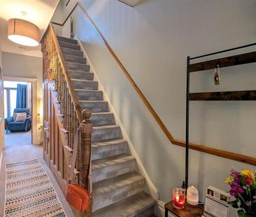 3 bedroom terraced house to rent - Photo 4