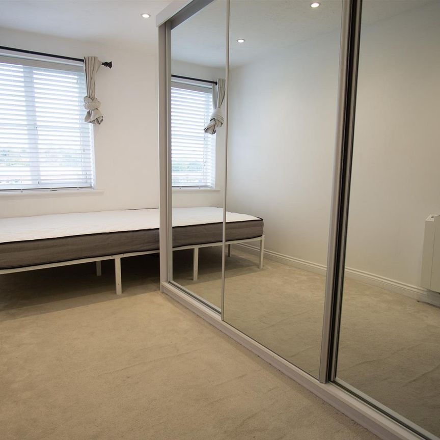 2 Bed flat to rent on Britannia Drive, Ashton-On-Ribble, Preston - Photo 1