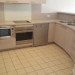 Large Executive Apartment - Photo 5