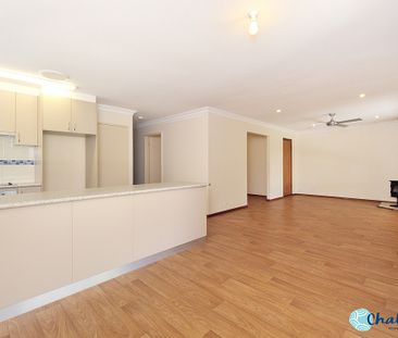 ATTRACTIVE, WELL PRESENTED 3x1 HOME! - Photo 5