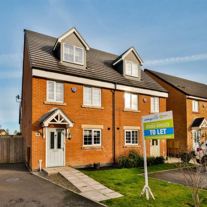 3 Bedroom Semi-Detached Home Available on Audley Clough, Clitheroe - Photo 1