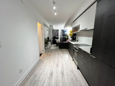 For Lease - 159 Wellesley Street Unit# 1701, Toronto, Ontario - Photo 3