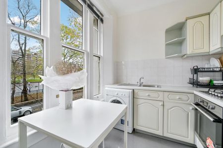 Studio to rent - Photo 2